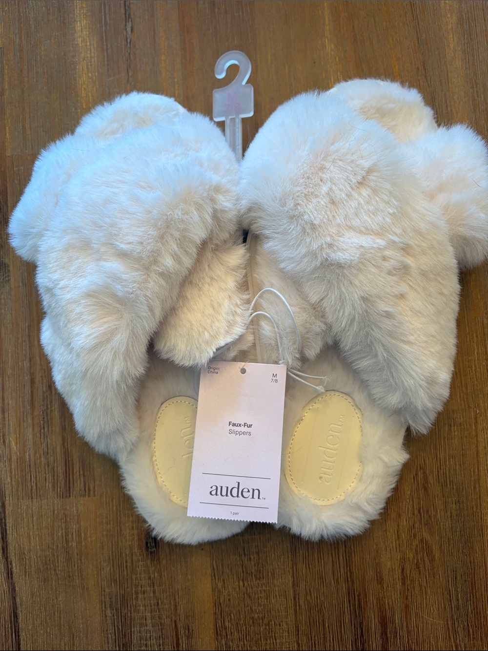 Auden Plush Faux-Fur Slide Slippers in Cream